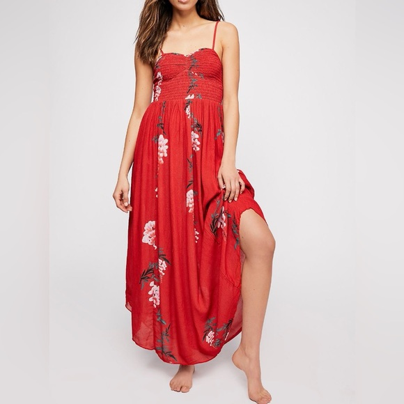Free People Dresses & Skirts - Free People Beau Smocked Printed Slip Red XS